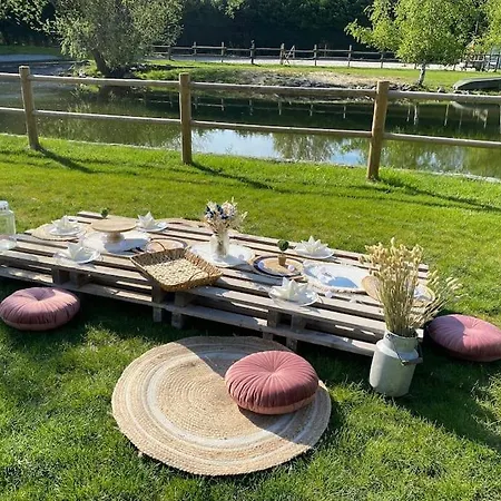 Entre Parenthese, & Chalet Warlus (Pas-de-Calais)